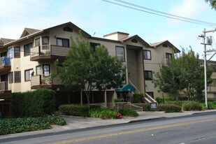 141 El Camino Real Apartments