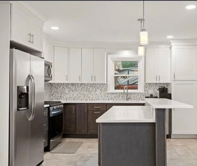 923 Rohrerstown Rd in Lancaster, PA - Building Photo - Building Photo