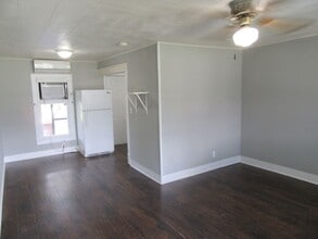 708 S Hwy 22 A in Panama City, FL - Building Photo - Building Photo