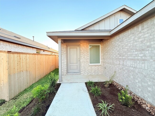 6831 Flowering Ginger Ln in Katy, TX - Building Photo - Building Photo