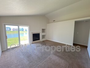 7202 Parklake Cir in Indianapolis, IN - Building Photo - Building Photo