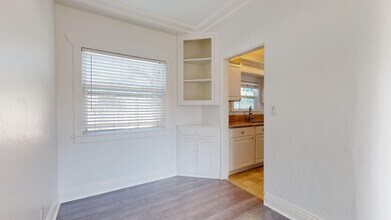 215 D Ave in Coronado, CA - Building Photo - Building Photo