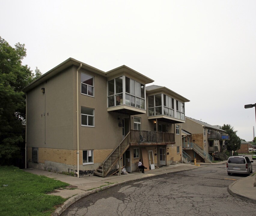 Greenwood Walpole in Toronto, ON - Building Photo