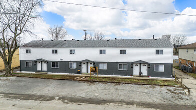 Towne House Court in Dayton, OH - Foto de edificio - Primary Photo