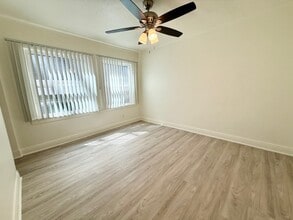 1529 N Bronson Ave in Los Angeles, CA - Building Photo - Building Photo