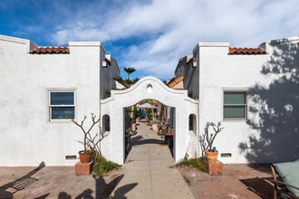 35 17th St in Hermosa Beach, CA - Building Photo - Building Photo