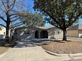 3800 Oscar Ave in Fort Worth, TX - Building Photo