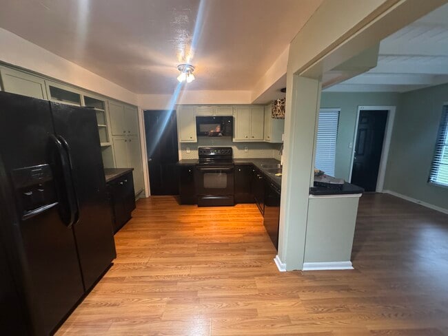 property at 919 SE 29th Terrace