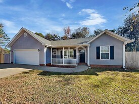 375 James Allgood Dr in Inman, SC - Building Photo