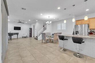 3013 Historic Horizon Ave in Henderson, NV - Building Photo - Building Photo