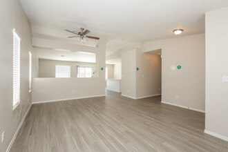 3005 Fern Crest Ave in North Las Vegas, NV - Building Photo - Building Photo