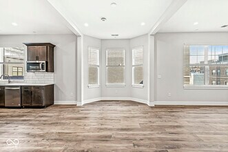 920 Veterans Wy in Carmel, IN - Building Photo - Building Photo