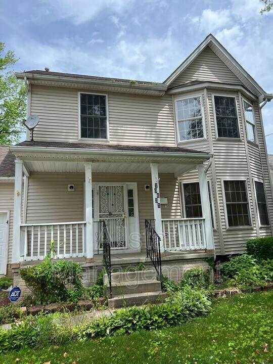 10631 Englewood Ave in Cleveland, OH - Building Photo