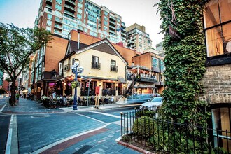 20 Hazelton Ave, Unit SI ID1510940P in Toronto, ON - Building Photo - Building Photo