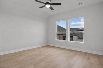 125 Cibolo Crk Lp in Bastrop, TX - Building Photo - Building Photo