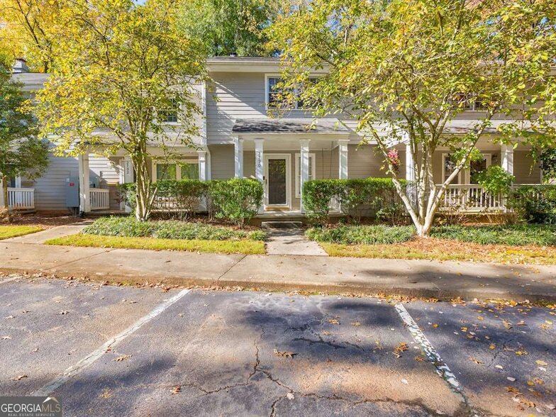 2790 Farmstead Rd in Smyrna, GA - Building Photo