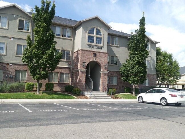 property at 1791 W 1200 S