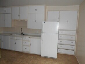 4610 Marble Ave in Albuquerque, NM - Building Photo - Building Photo