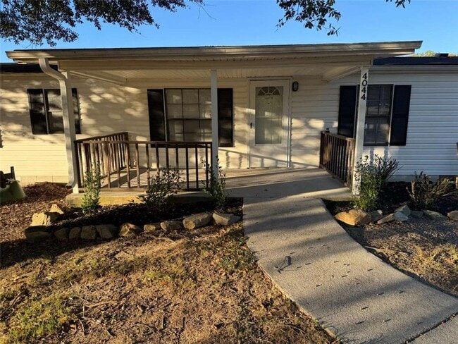 property at 4044 Friendship Rd