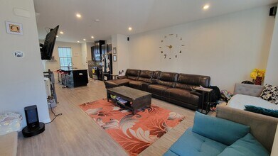 45 Nicholas Dr W in Des Plaines, IL - Foto de edificio - Building Photo