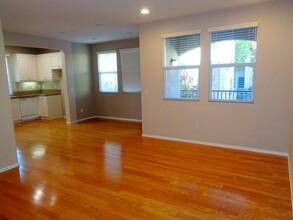15332 Ashley Ct in Whittier, CA - Foto de edificio - Building Photo