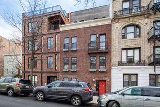 314 12th St in Brooklyn, NY - Foto de edificio - Building Photo