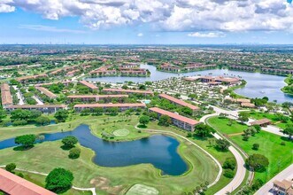 200 SW 132nd Way in Pembroke Pines, FL - Building Photo - Building Photo