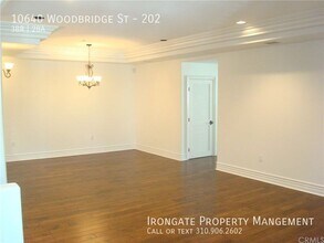 10640 Woodbridge St in Los Angeles, CA - Building Photo - Building Photo