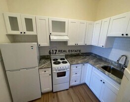 504 Beacon St in Boston, MA - Building Photo