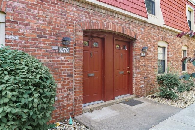 property at 1270 Pennsbury Blvd
