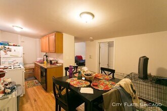 837.5 W Cornelia Ave-Unit -Unit B in Chicago, IL - Building Photo - Building Photo