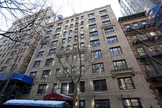 252 W 85th St in New York, NY - Building Photo - Building Photo