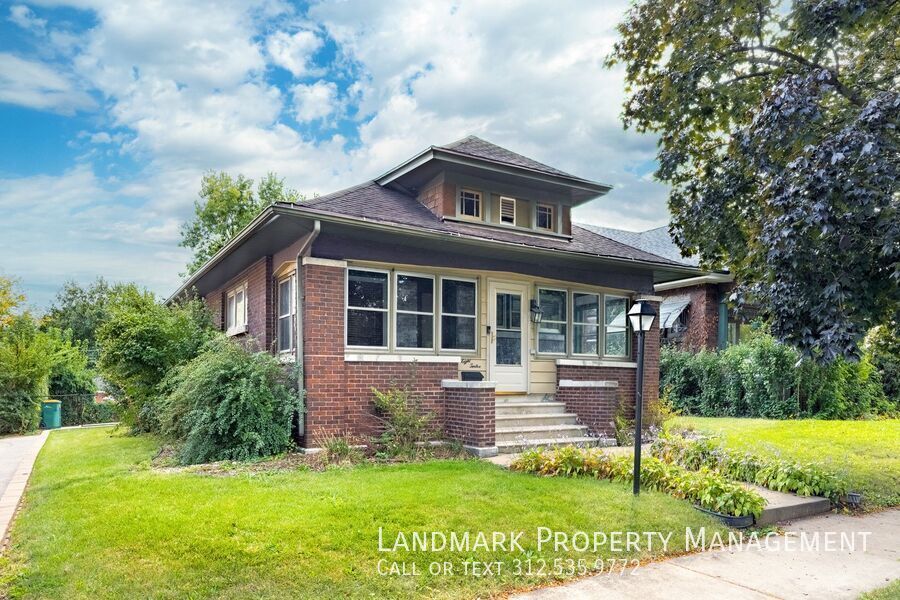 812 Farragut Pl in Joliet, IL - Building Photo