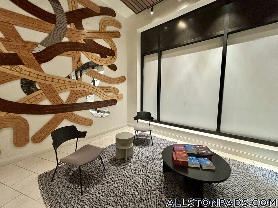 55 Brighton Ave in Boston, MA - Building Photo
