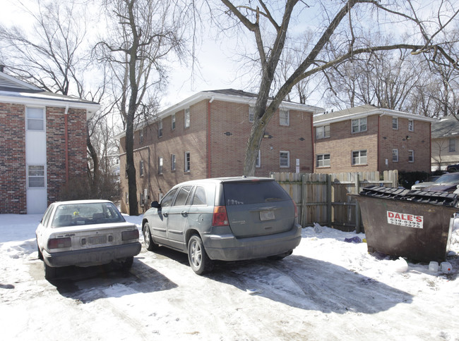 4719-4729 Erskine St in Omaha, NE - Building Photo - Building Photo