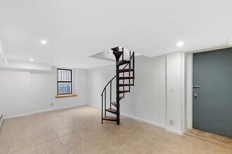 619 E 5th St, Unit 4 in New York, NY - Building Photo - Building Photo