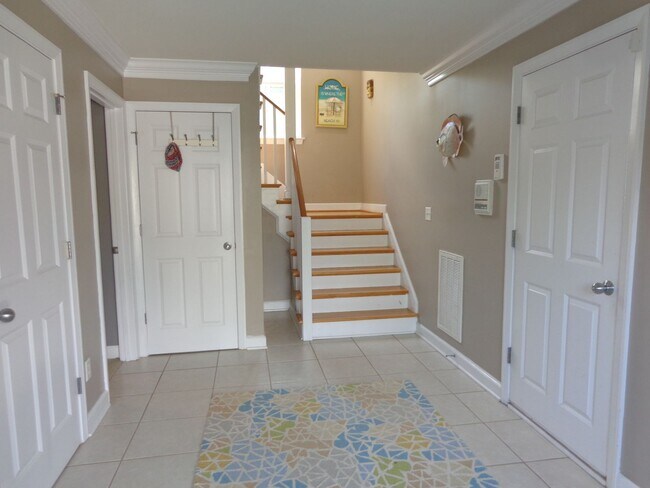 4821 Lee Ave in Virginia Beach, VA - Building Photo - Building Photo