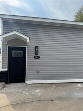 703 W Oak St in Rogers, AR - Building Photo - Building Photo