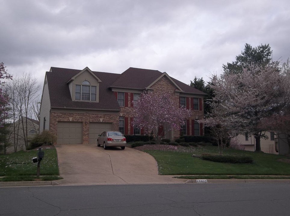 12602 Blythewood Dr in Fairfax, VA - Building Photo