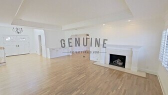 2921 Catalpa St in Newport Beach, CA - Building Photo