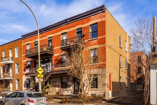 4361-4375 De Bordeaux St in Montréal, QC - Building Photo