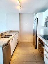 601 NE 36th St, Unit 1211 in Miami, FL - Building Photo - Building Photo