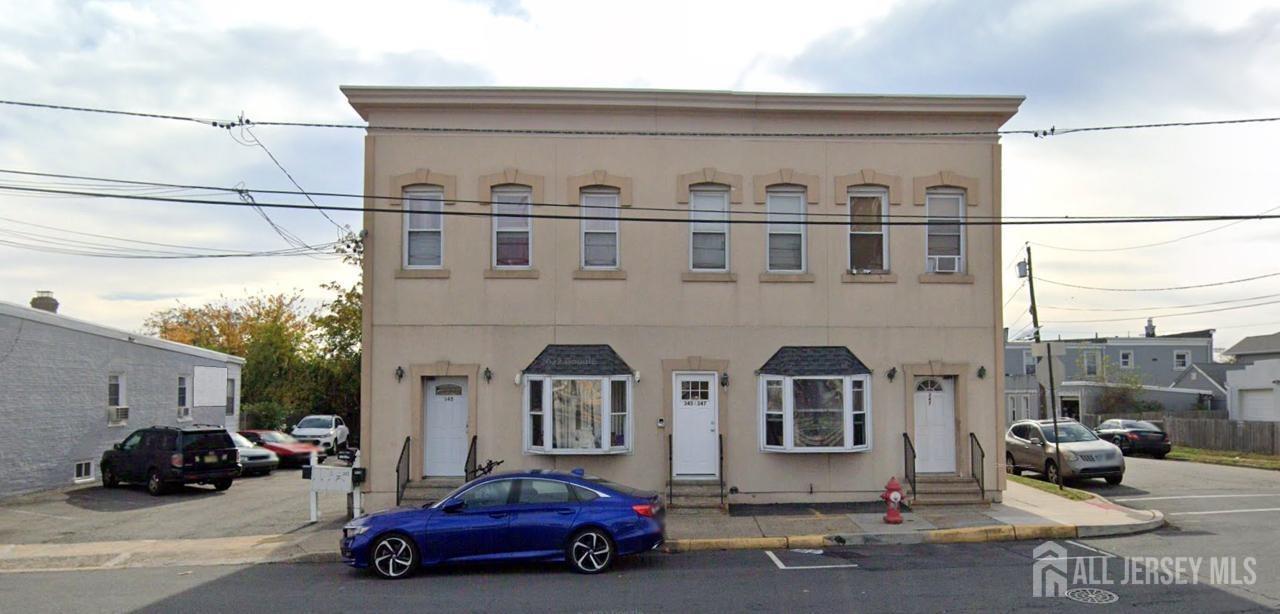 345 Grove St in Perth Amboy, NJ - Building Photo