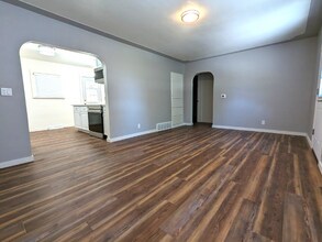 910 2nd Ave in Longmont, CO - Foto de edificio - Building Photo