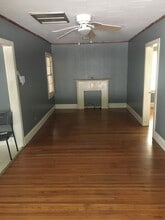 729 N State St in Abbeville, LA - Foto de edificio - Building Photo