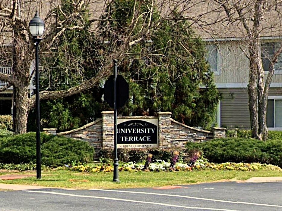 9519 University Terrace Dr, Unit 9519 in Charlotte, NC - Building Photo