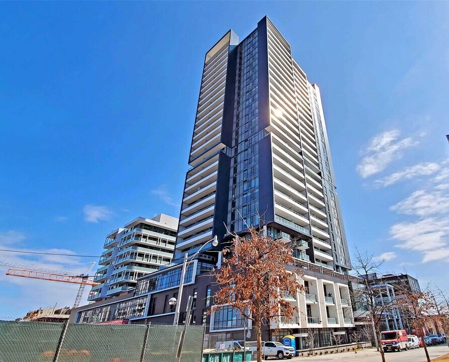 225-6225 Sumach St in Toronto, ON - Building Photo