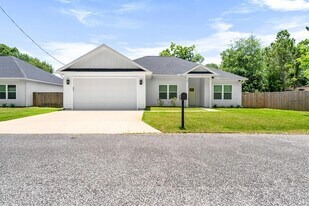 5 Romana Ln, Unit 104 in Mary Esther, FL - Building Photo