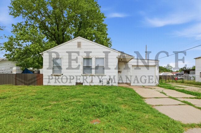 property at 1718 Walker W St