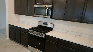 5658 Autumn Cliffs Way in Las Vegas, NV - Building Photo - Building Photo